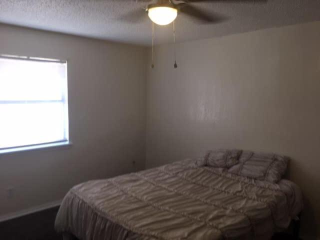 One Bedroom Close To Fort Sill! 劳顿 外观 照片