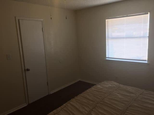 One Bedroom Close To Fort Sill! 劳顿 外观 照片